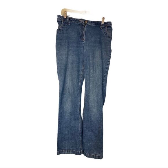 CHRISTOPHER & BANKS,women’s distressed jeans,Sz 10 - Picture 1 of 9